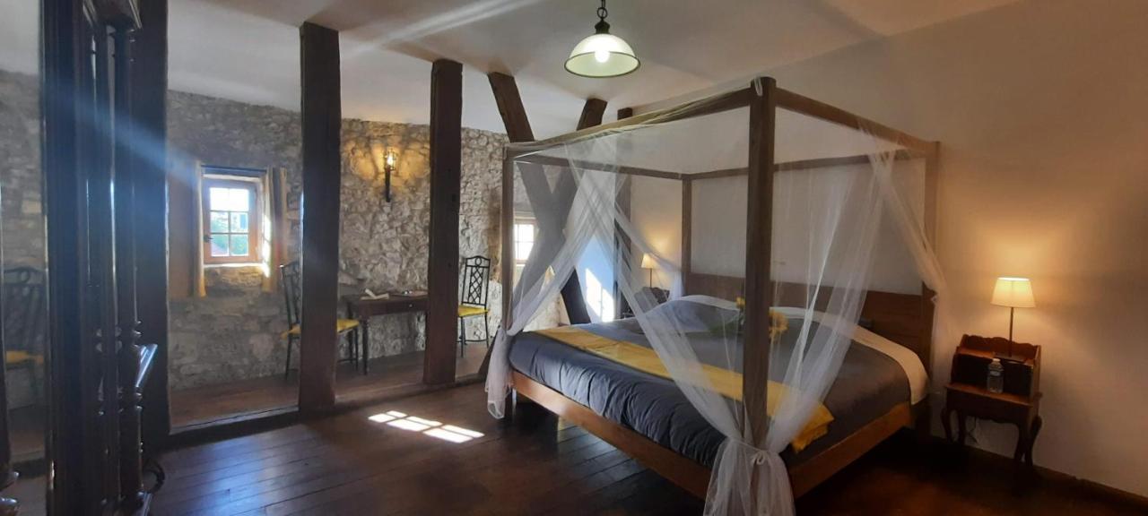 Le Fort D'Issigeac Chambres D'Hotes ภายนอก รูปภาพ