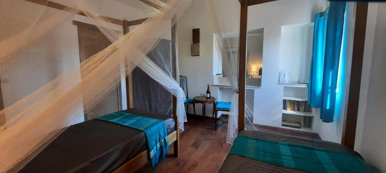 Le Fort D'Issigeac Chambres D'Hotes ภายนอก รูปภาพ